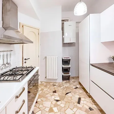 Apartament ' Parking Private ' Centro 10min Santa Margherita 15 Min Da Portofino Rapallo